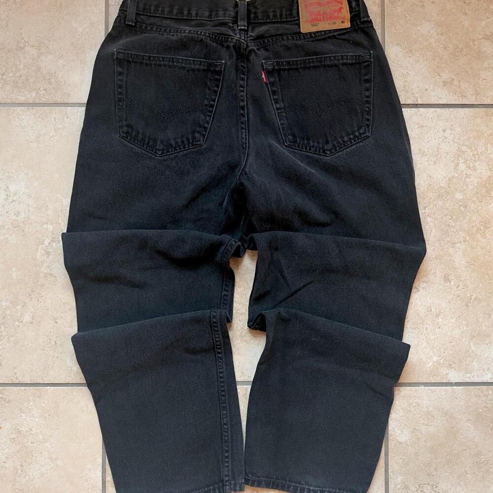 Levis 550 Relaxed Fit Black Denim Jeans - Size 35x30